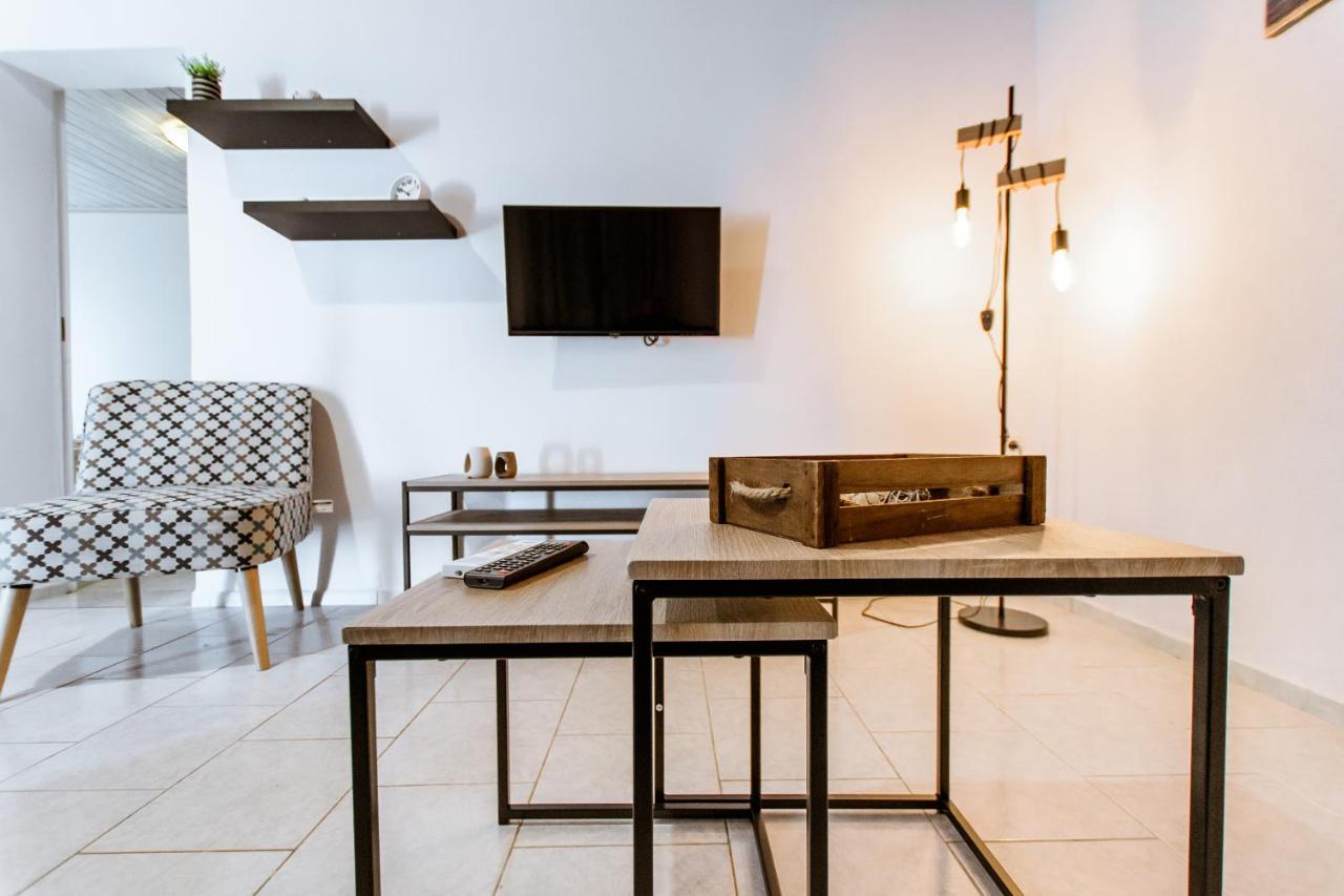 Koulouris Apartments & Studios Kalyves Extérieur photo