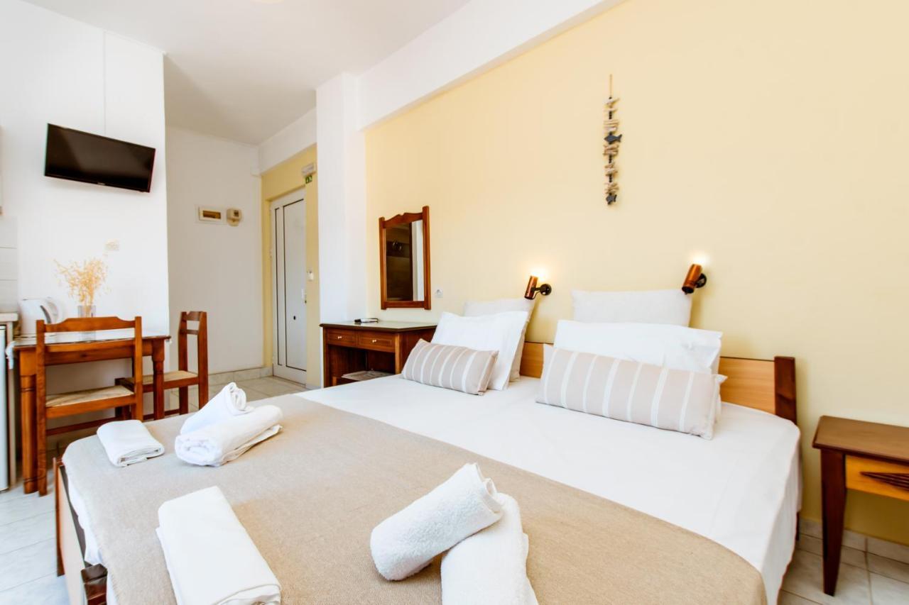 Koulouris Apartments & Studios Kalyves Extérieur photo