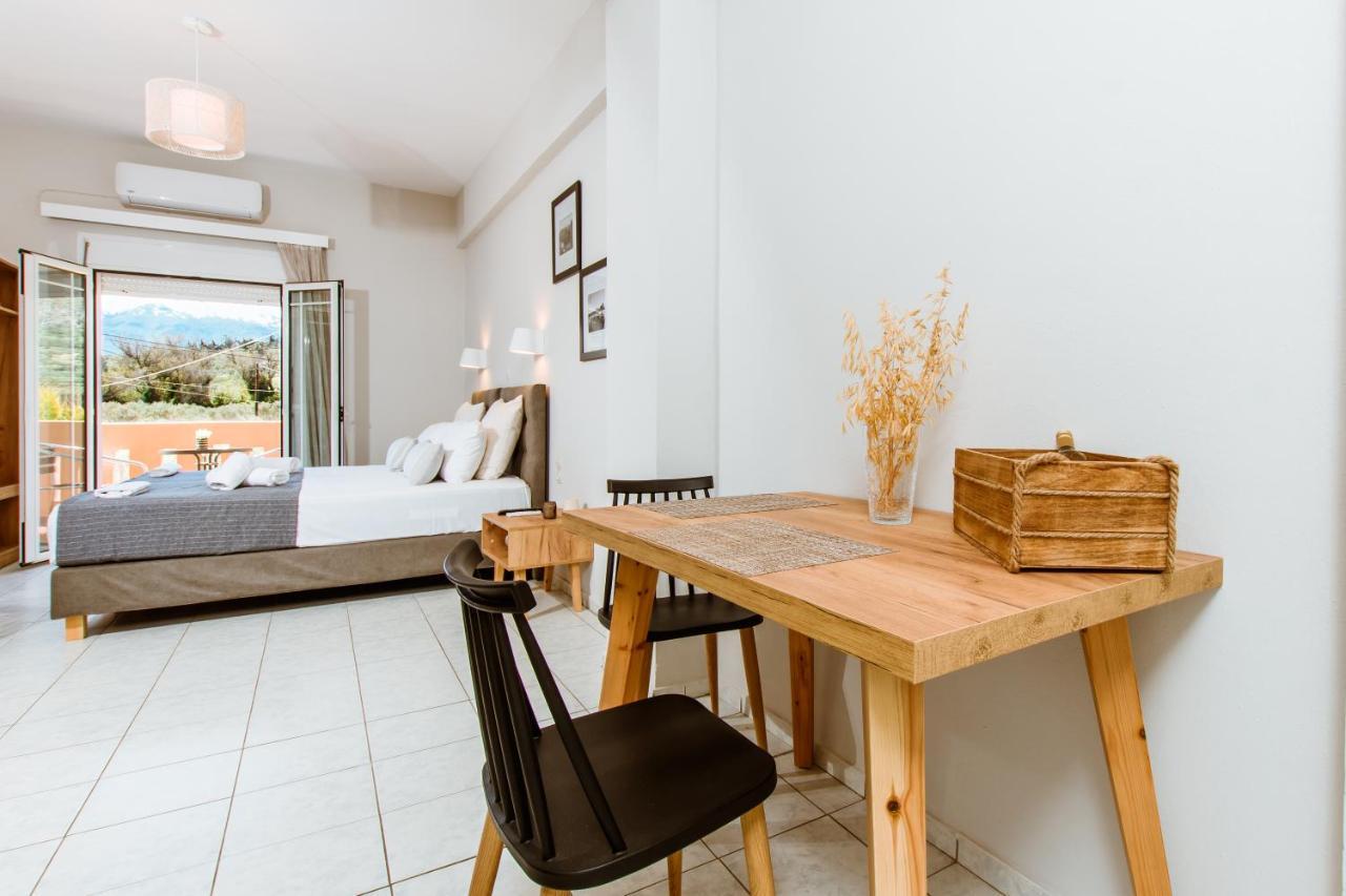Koulouris Apartments & Studios Kalyves Extérieur photo