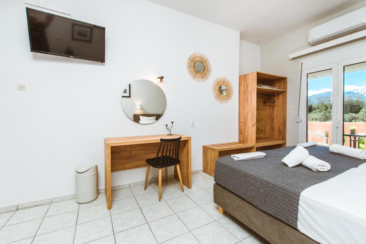 Koulouris Apartments & Studios Kalyves Extérieur photo