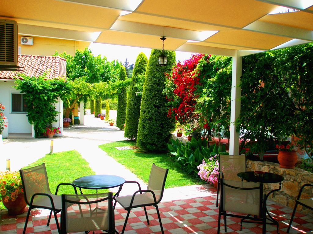 Koulouris Apartments & Studios Kalyves Extérieur photo